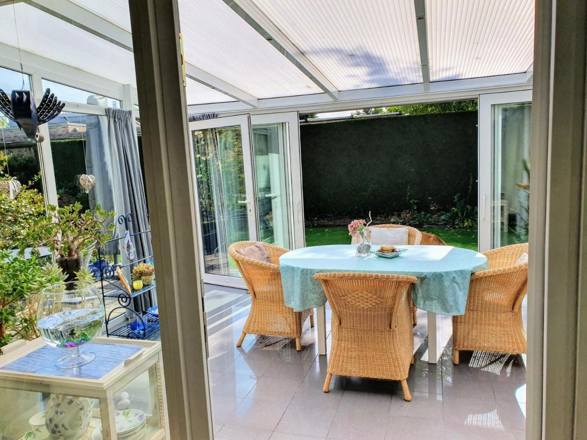 Wunderschoenes Ferienhaus In Strandnaehe เรตรองเชอเมนต์ ภายนอก รูปภาพ