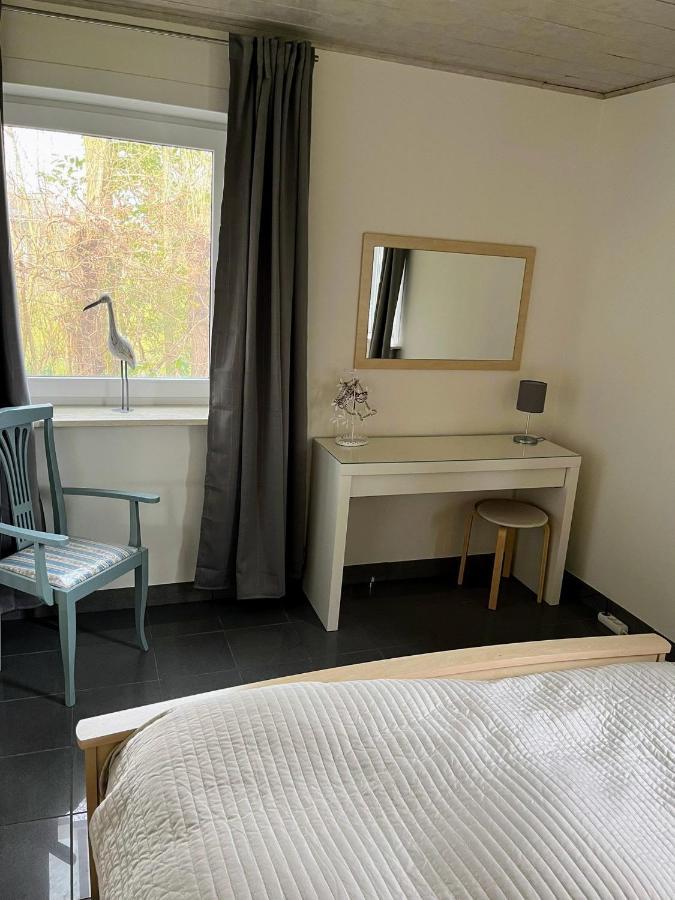 Wunderschoenes Ferienhaus In Strandnaehe เรตรองเชอเมนต์ ภายนอก รูปภาพ